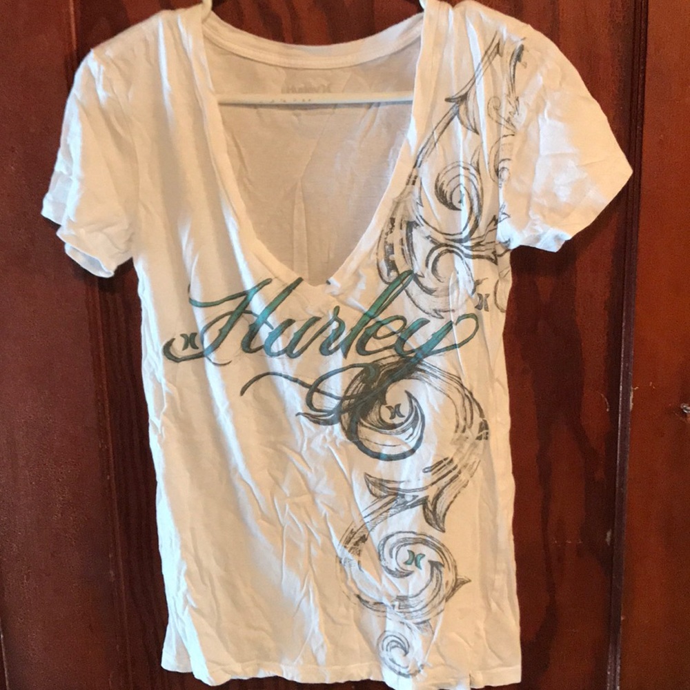 Hurley v-neck tee